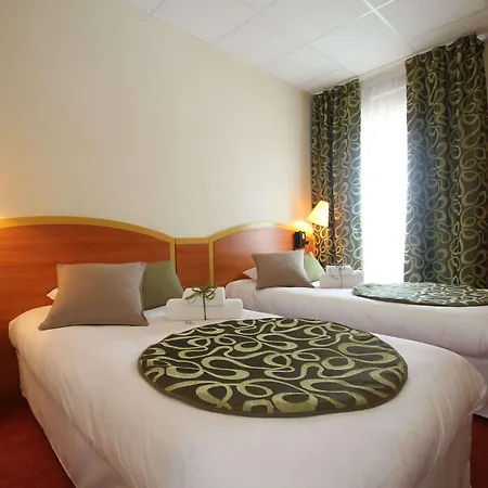 Hotel Kyriad Lamballe