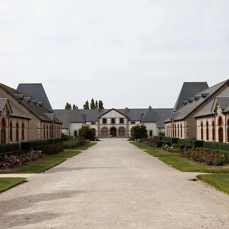 Kyriad Hotel 3*