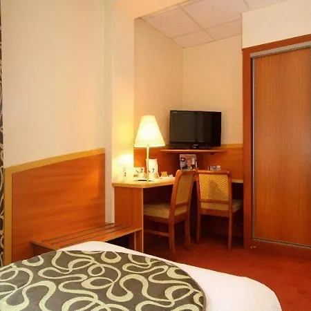 Hotel Kyriad 3*